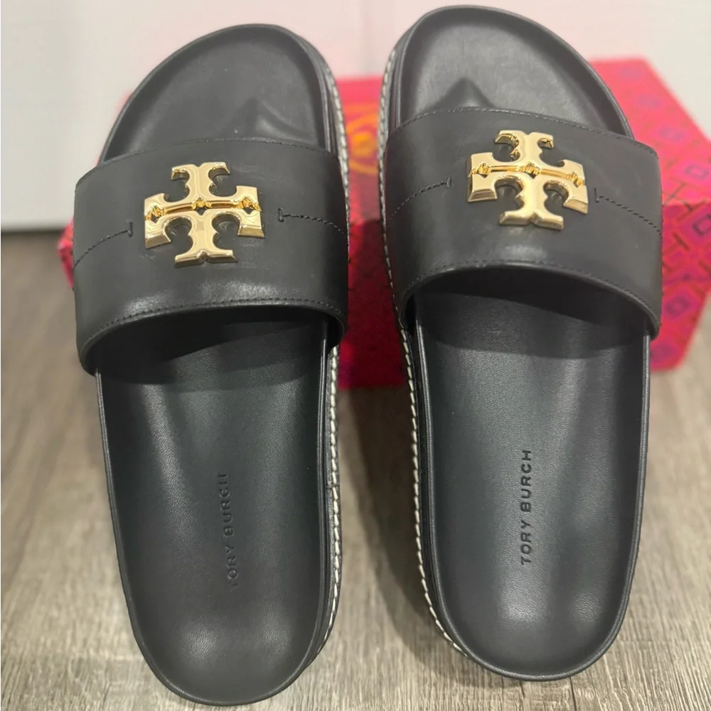 TORY BURCH EVERLY ANATOMIC LUG PARIS SLIDES IN BLACK - Picture 4 of 10